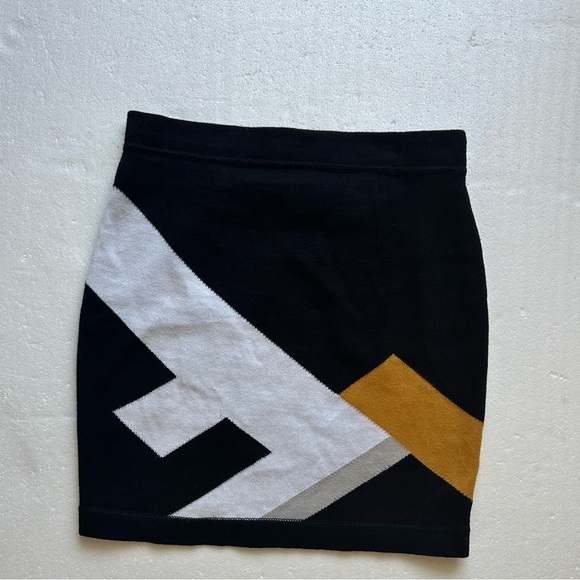 Fendi  Skirt - Picture 1 of 8